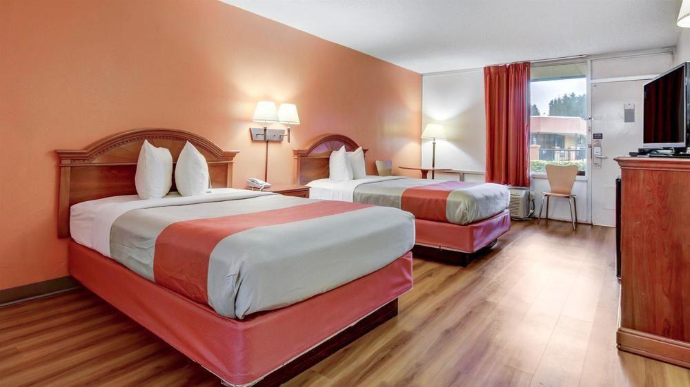 Red Roof Inn Forsyth Kültér fotó
